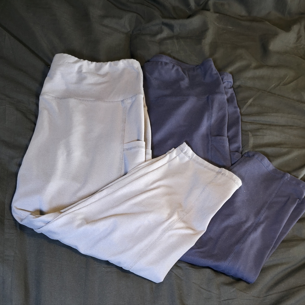 Women's Amazon Capri Blue and Gray Legging Set
